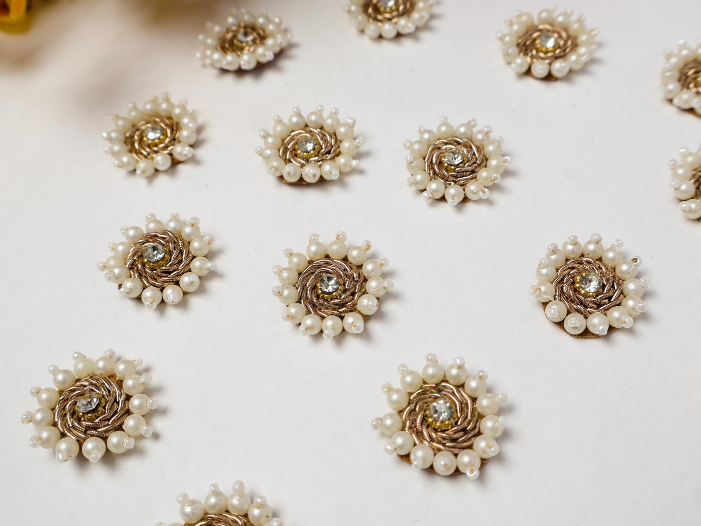 25 Pcs Pearl Zircon Gold Zardozi Applique Patches