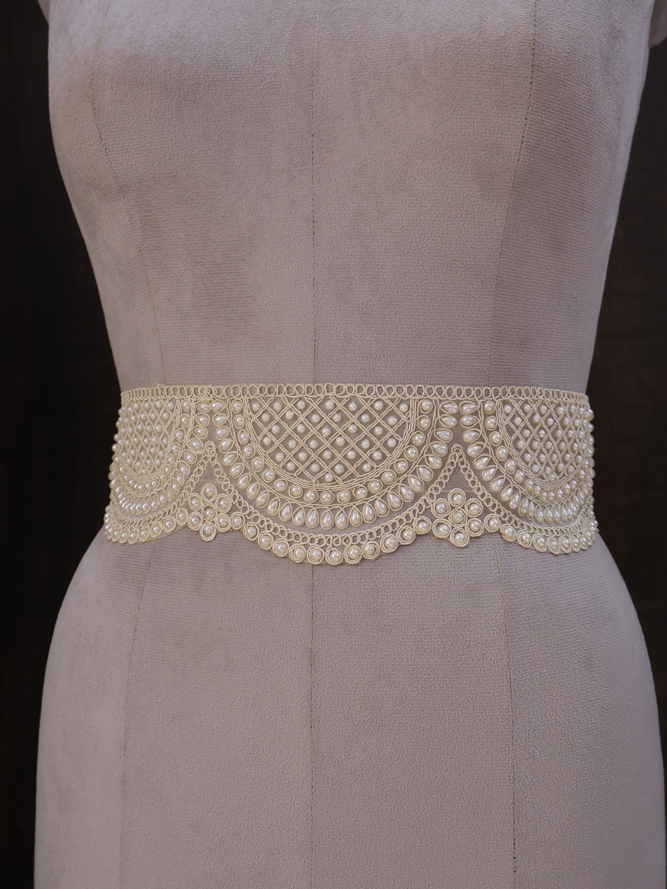 Pearlaire: Handcrafted Off-White Pearl Bridal Belt, Scalloped Embroidered Design