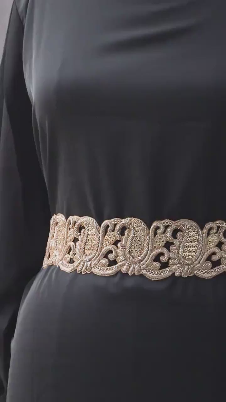 Baroque Zardozi Embroidered Belt: Antique Gold Chain, Adjustable Hook