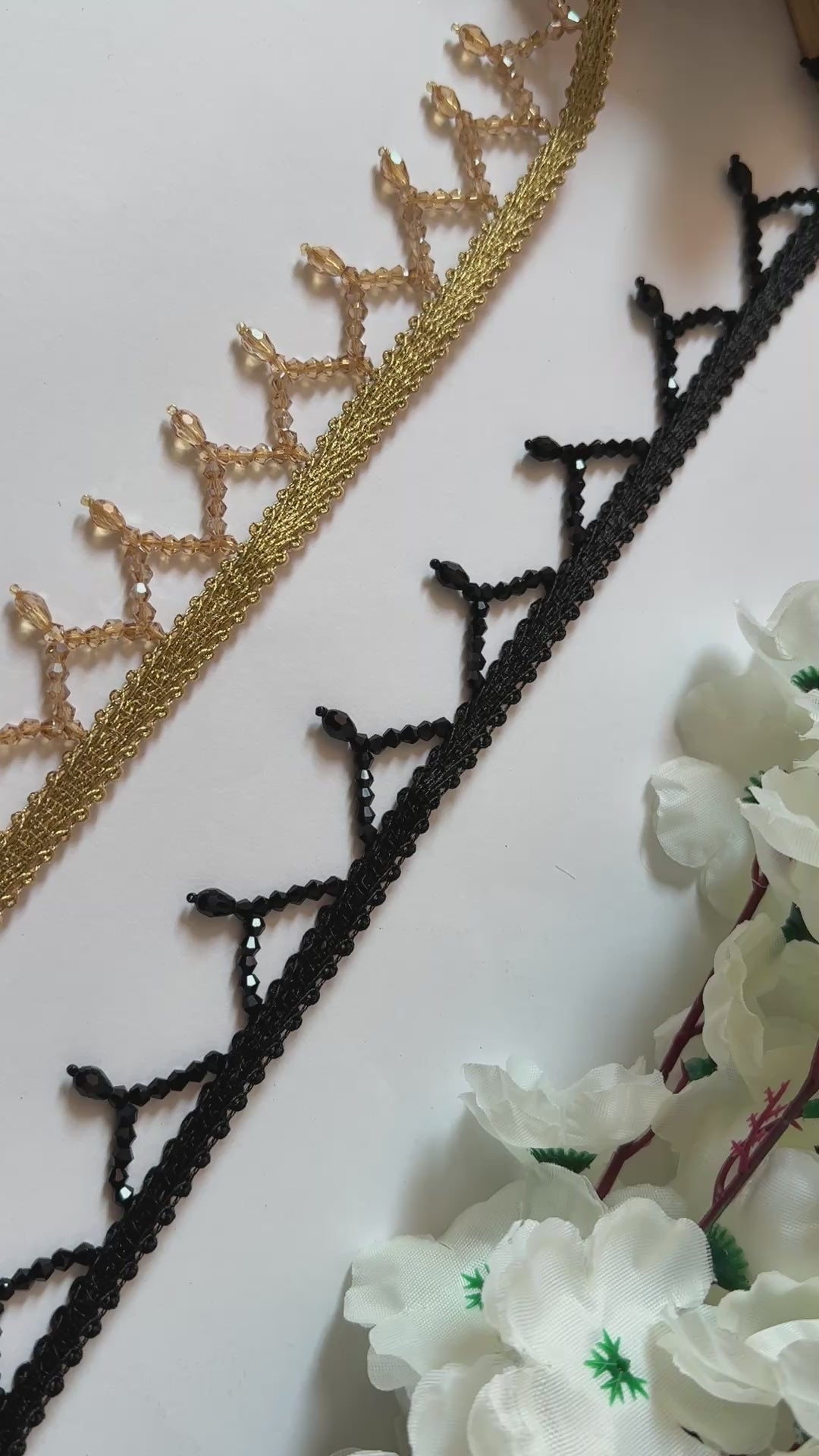 3 Yards - Golden/ Black Crystal Fringe Scallop trim